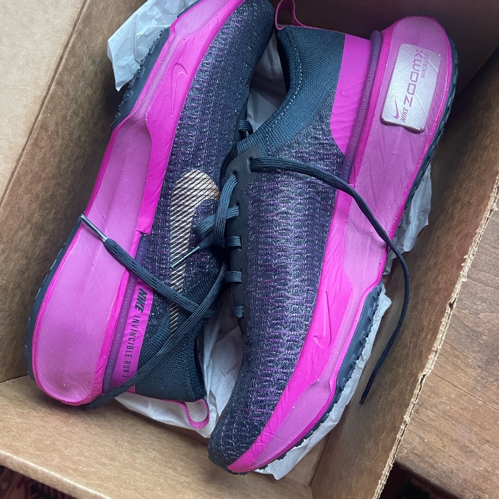 Nike Women's Athletic Shoes in Pink and Black